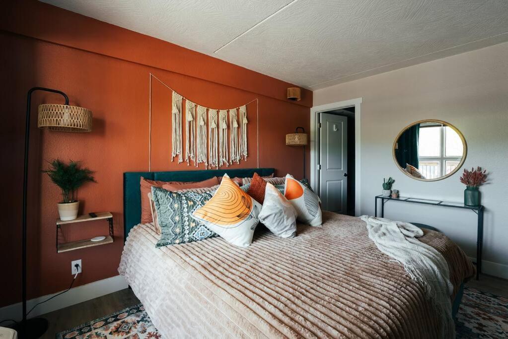 Pet Friendly Boho Condo With Pool--Fitness Center--Next To The Branson Landing--Close To Convention Center And Kanakuk Екстериор снимка