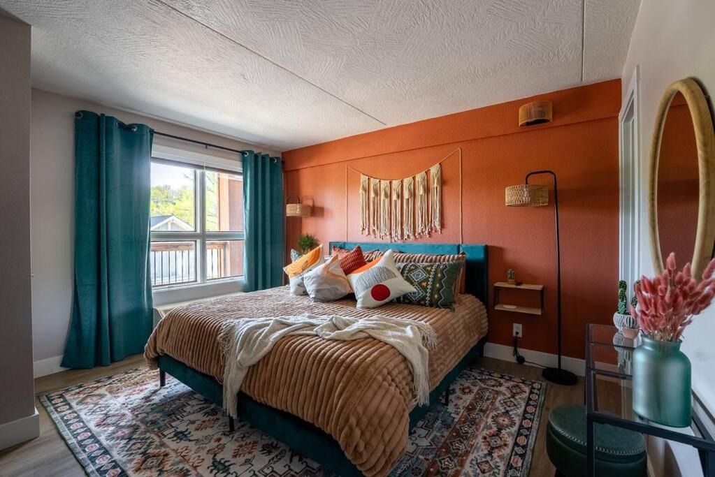 Pet Friendly Boho Condo With Pool--Fitness Center--Next To The Branson Landing--Close To Convention Center And Kanakuk Екстериор снимка
